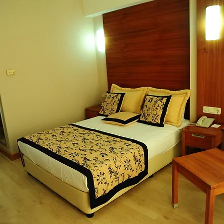 Trendy Adults Only Hotell